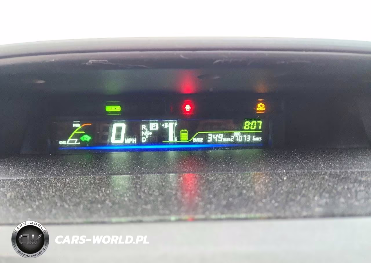 2016 Toyota Prius V Two VIN:JTDZN3EU5GJ047311 - 9