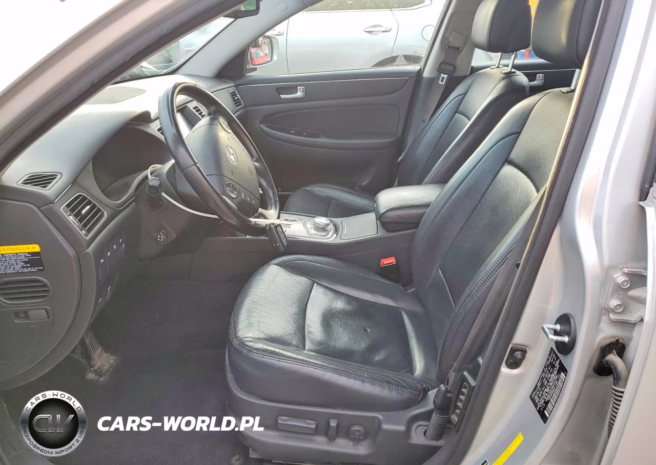 2013 Hyundai Genesis 3.8L VIN:KMHGC4DD7DU233703 - 7