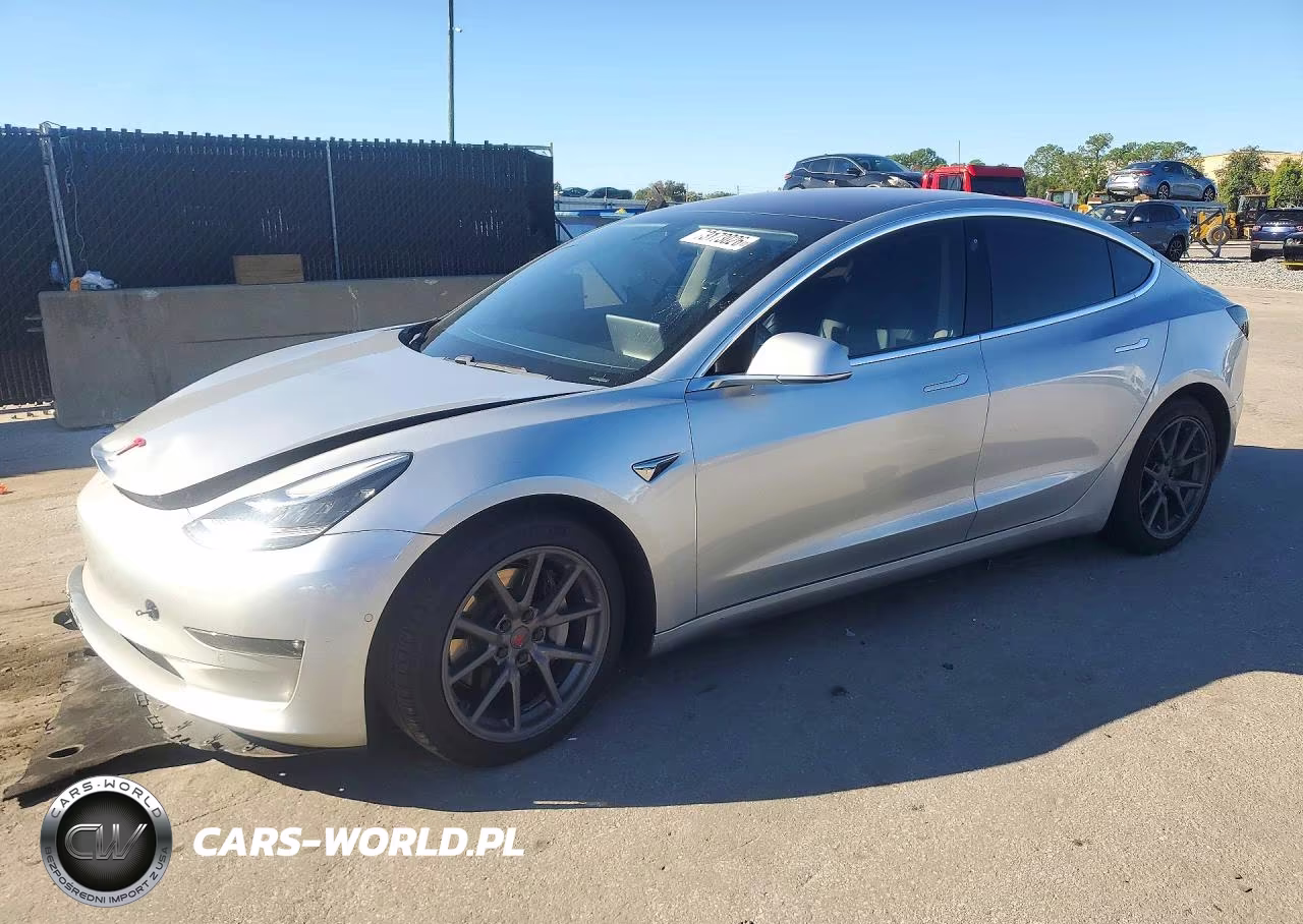 2018 Tesla Model 3 VIN:5YJ3E1EA6JF052080 - 1