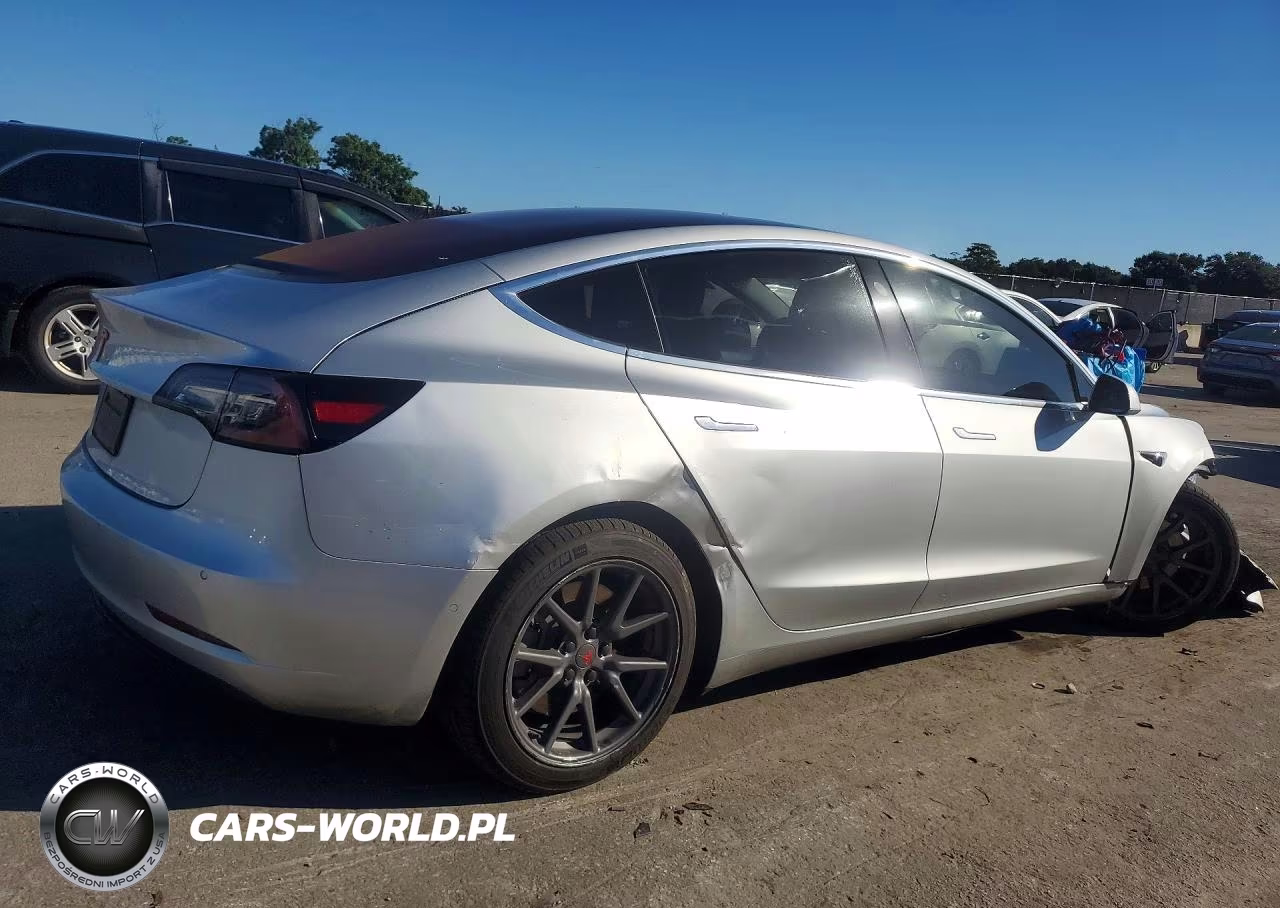 2018 Tesla Model 3 VIN:5YJ3E1EA6JF052080 - 3