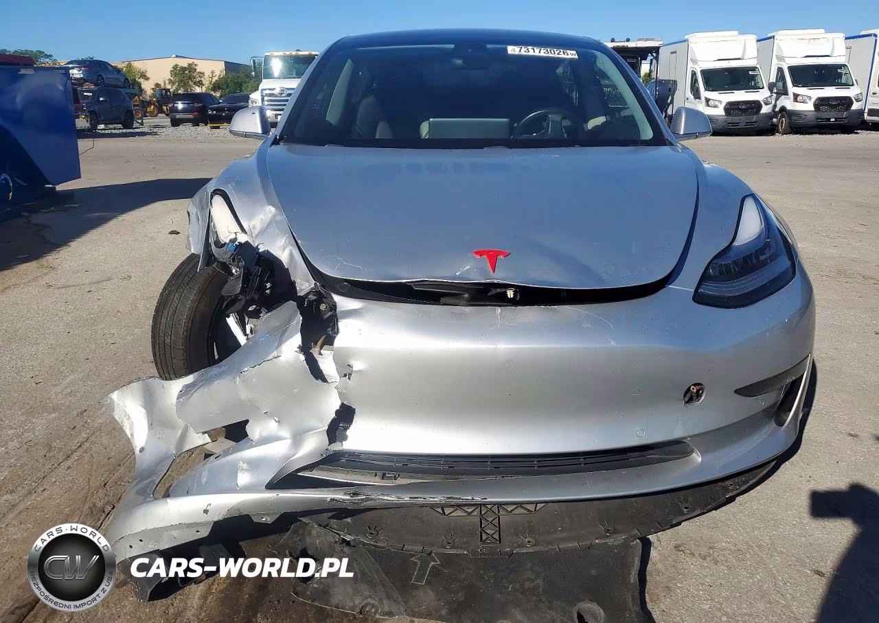 2018 Tesla Model 3 VIN:5YJ3E1EA6JF052080 - 5