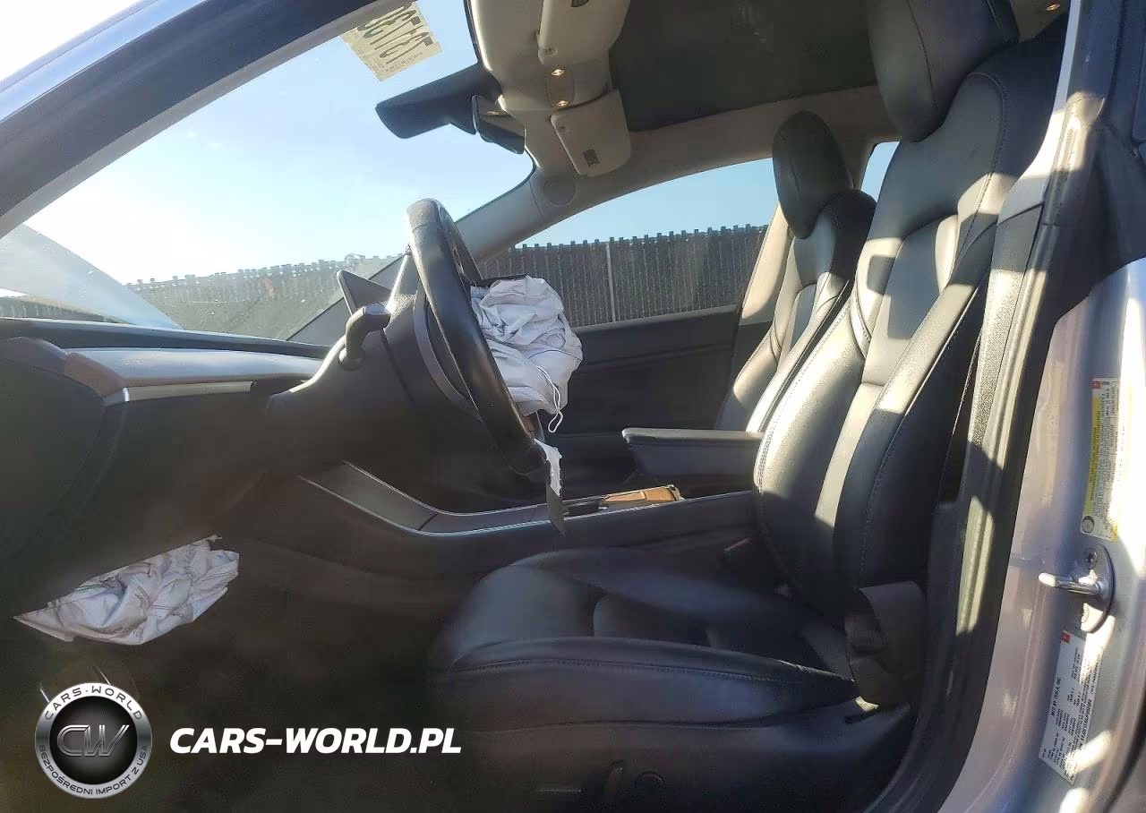 2018 Tesla Model 3 VIN:5YJ3E1EA6JF052080 - 7