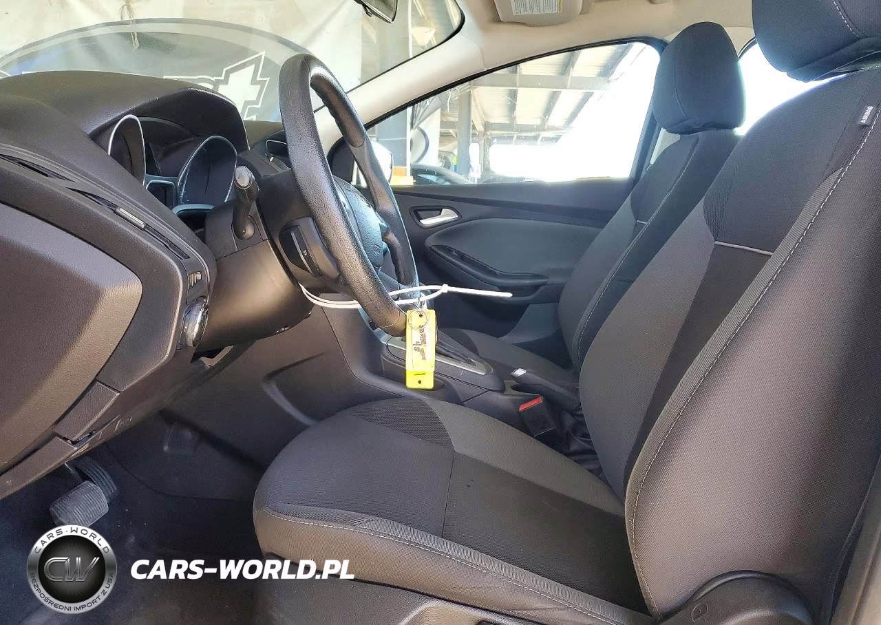 2014 Ford Focus Se VIN:1FADP3F20EL374563 - 7