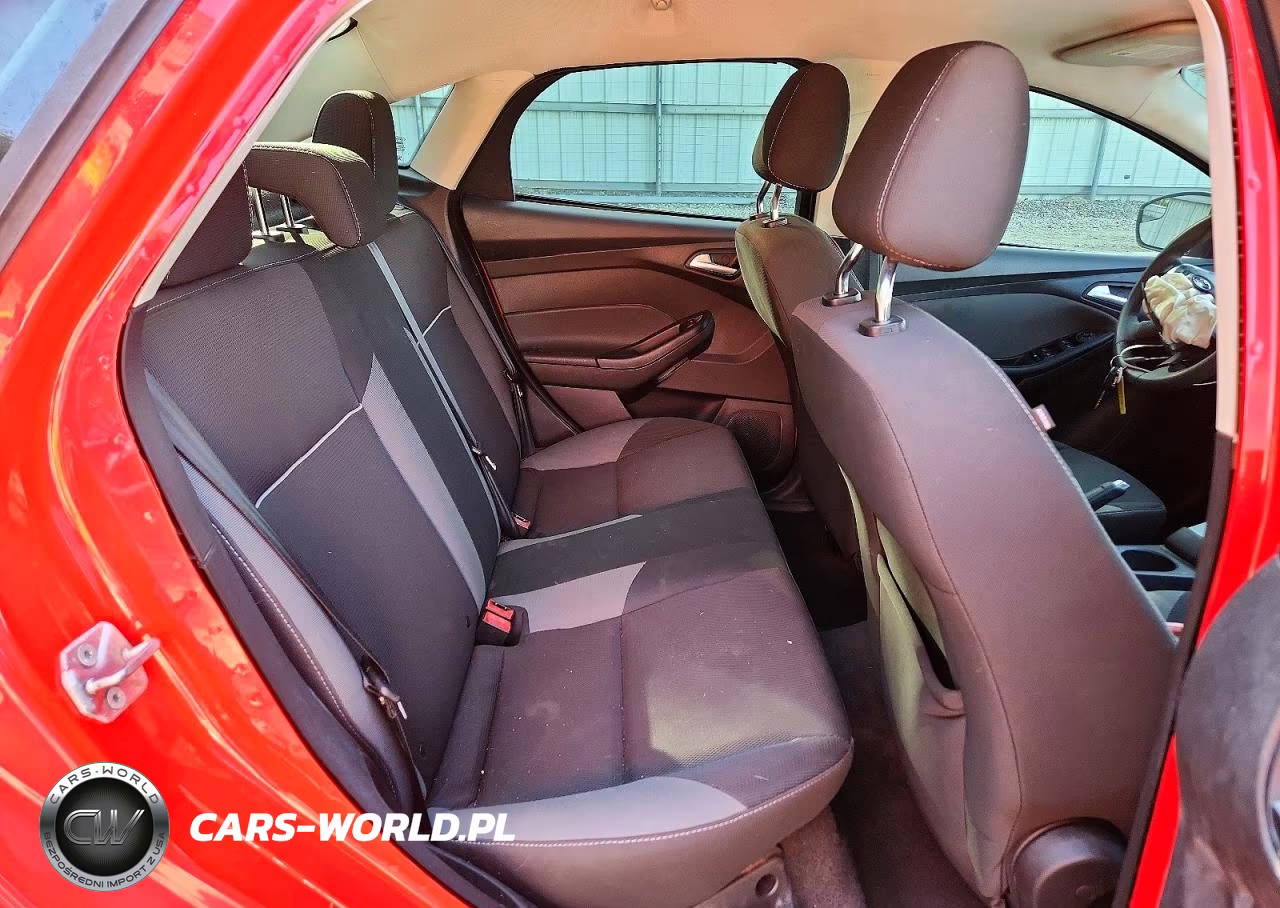 2012 Ford Focus Se VIN:1FAHP3F2XCL182999 - 10