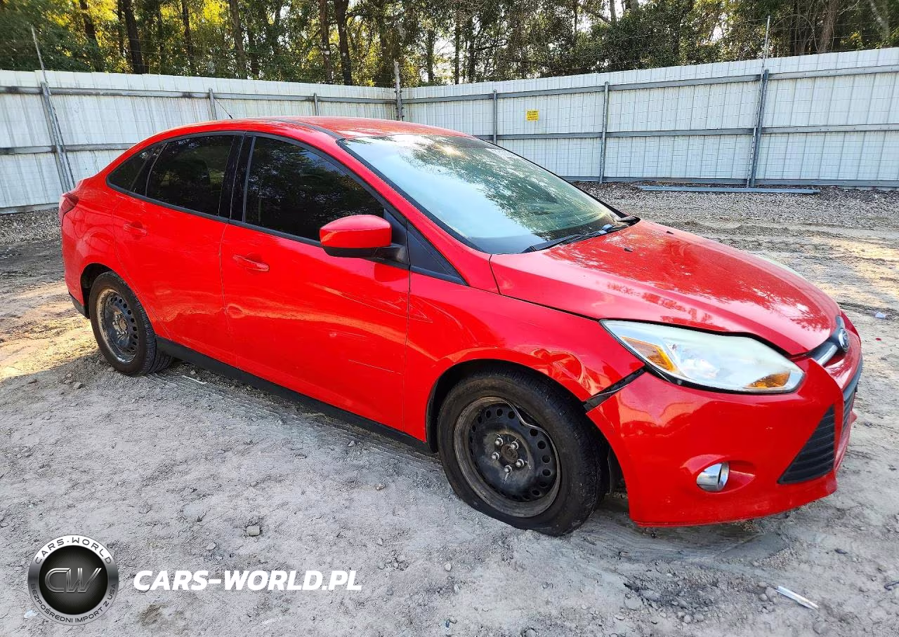 2012 Ford Focus Se VIN:1FAHP3F2XCL182999 - 4