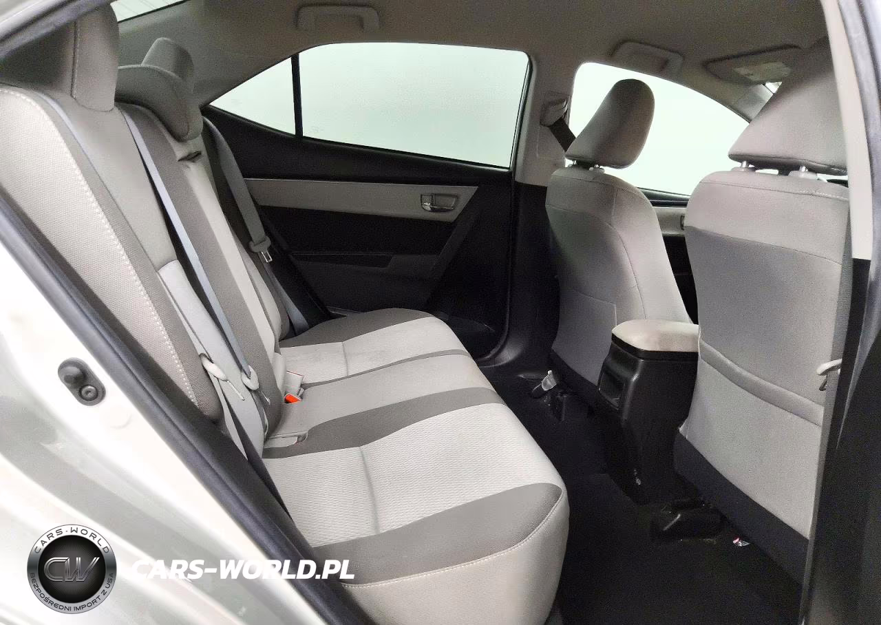 2019 Toyota Corolla Le VIN:5YFBURHE0KP862435 - 10
