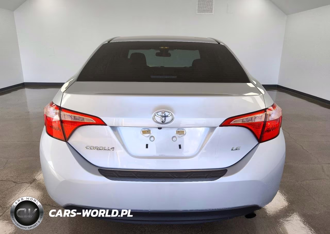 2019 Toyota Corolla Le VIN:5YFBURHE0KP862435 - 6
