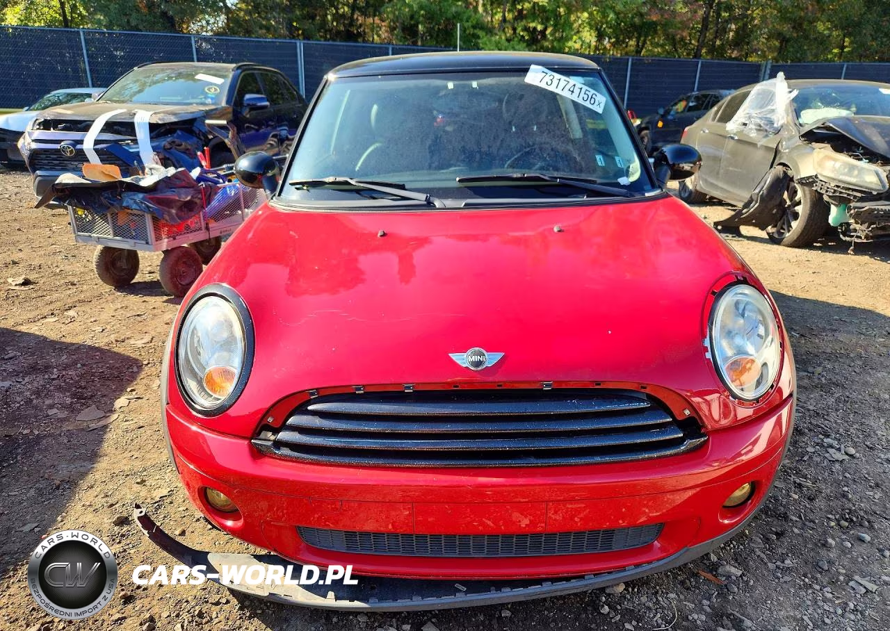 2010 Mini Cooper VIN:WMWMF3C56ATZ63734 - 5