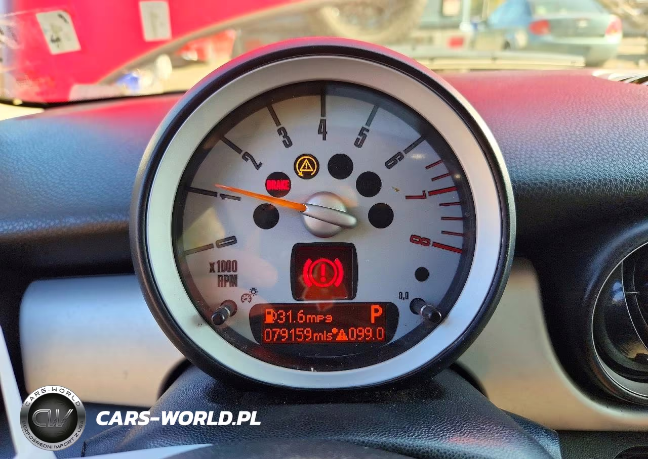 2010 Mini Cooper VIN:WMWMF3C56ATZ63734 - 9