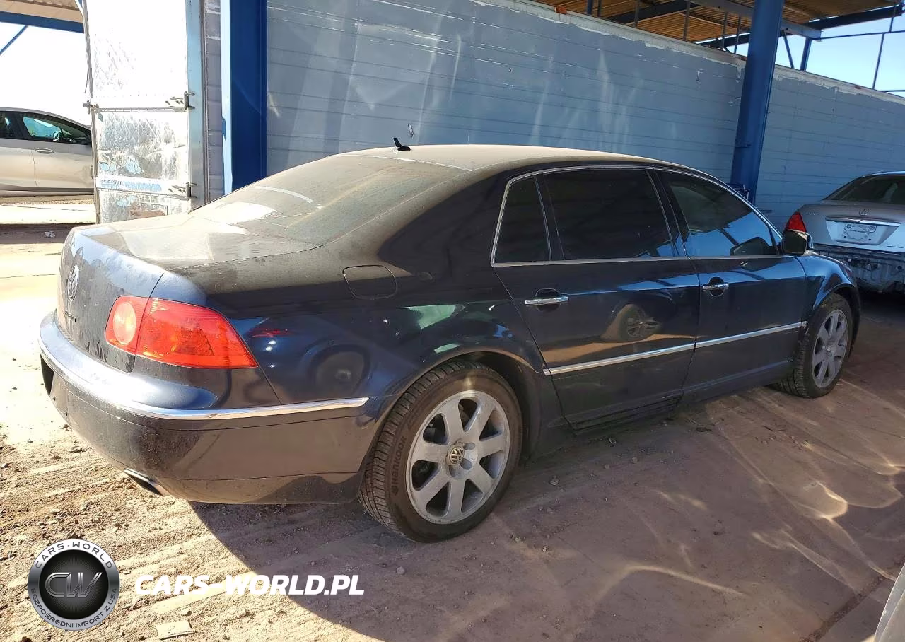 2004 Volkswagen Phaeton 4.2 VIN:WVWAF63D448009196 - 3