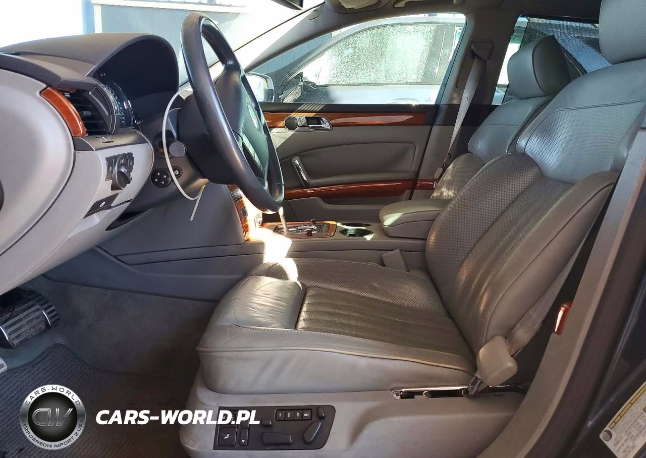 2004 Volkswagen Phaeton 4.2 VIN:WVWAF63D448009196 - 7
