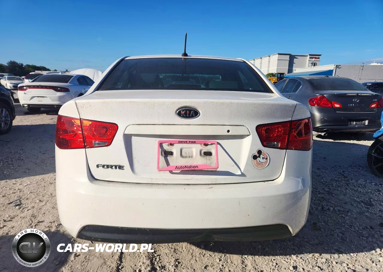 2010 Kia Forte Lx VIN:KNAFT4A29A5306852 - 6
