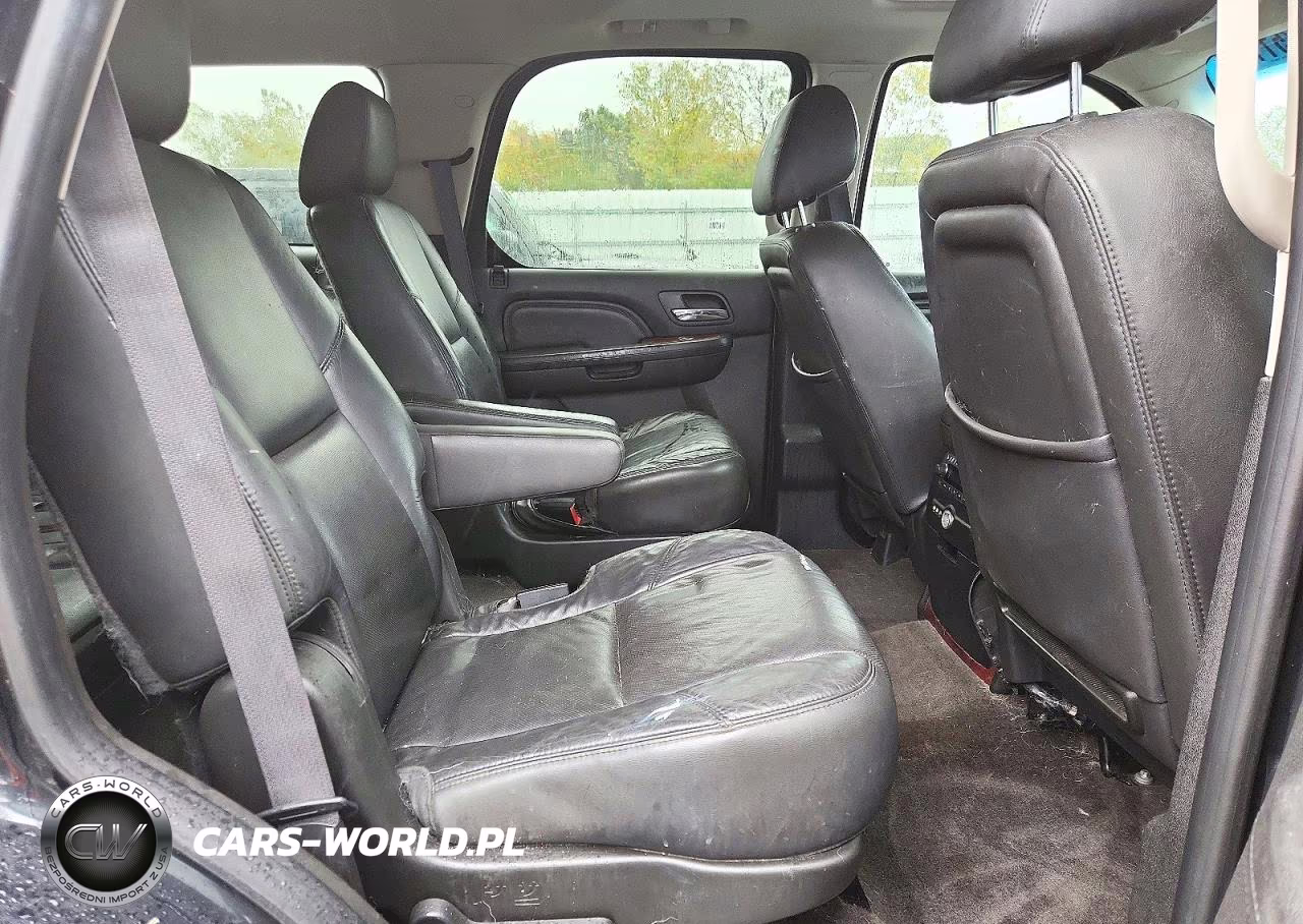 2011 Cadillac Escalade Luxury VIN:1GYS4BEF8BR389971 - 11