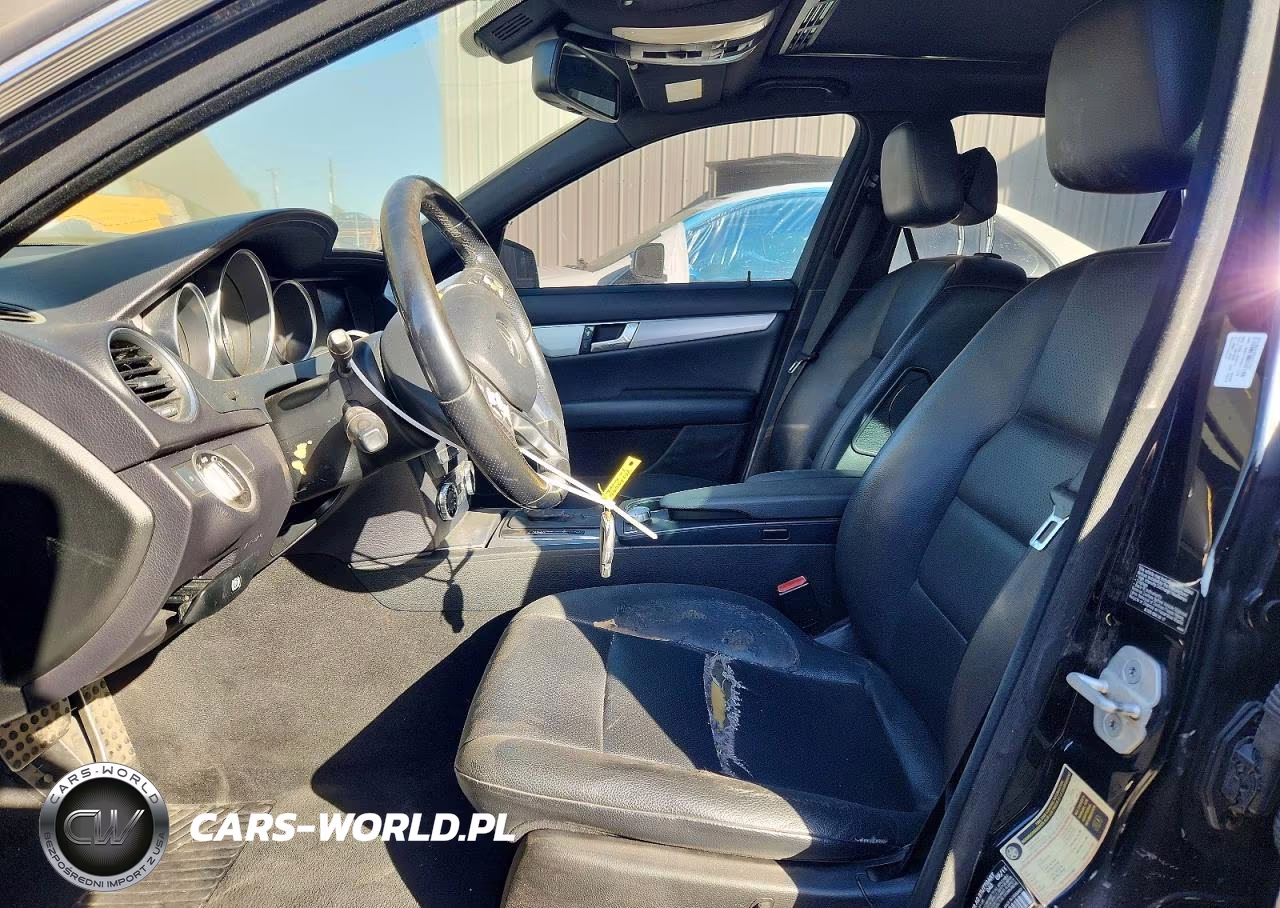 2012 Mercedes-Benz C 250 VIN:WDDGF4HB2CA625109 - 7