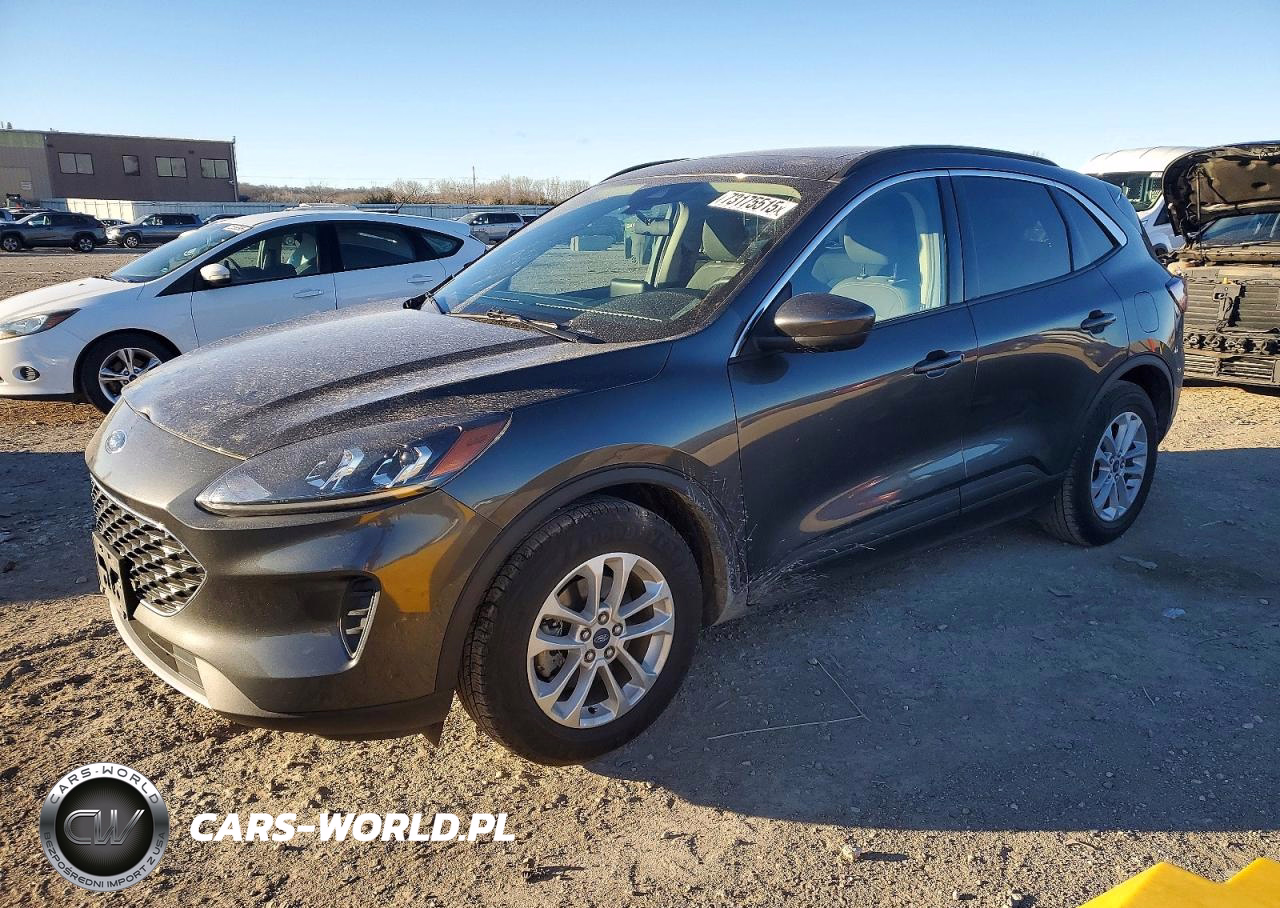 2020 Ford Escape Se