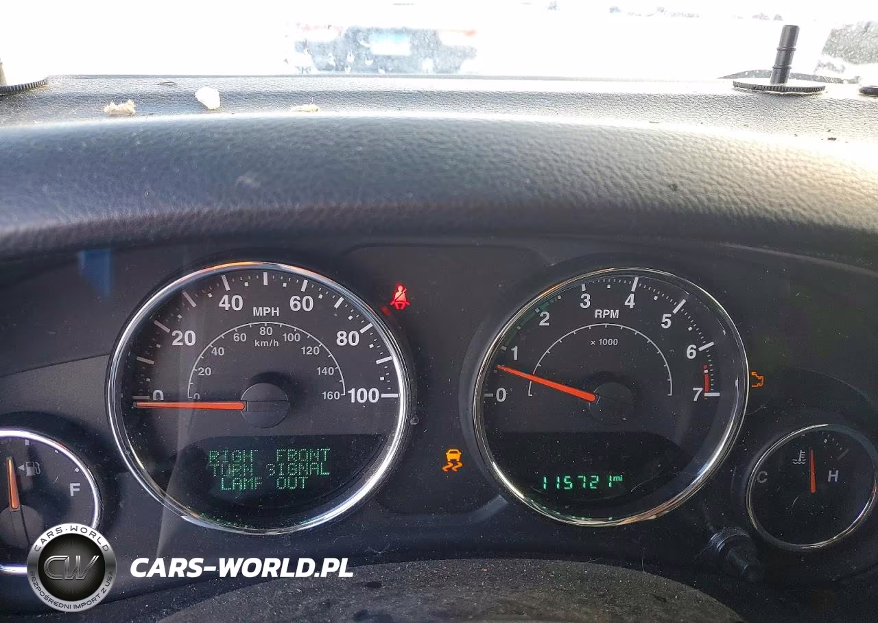 2017 Jeep Wrangler Unlimited Sahara VIN:1C4HJWEG8HL646910 - 9