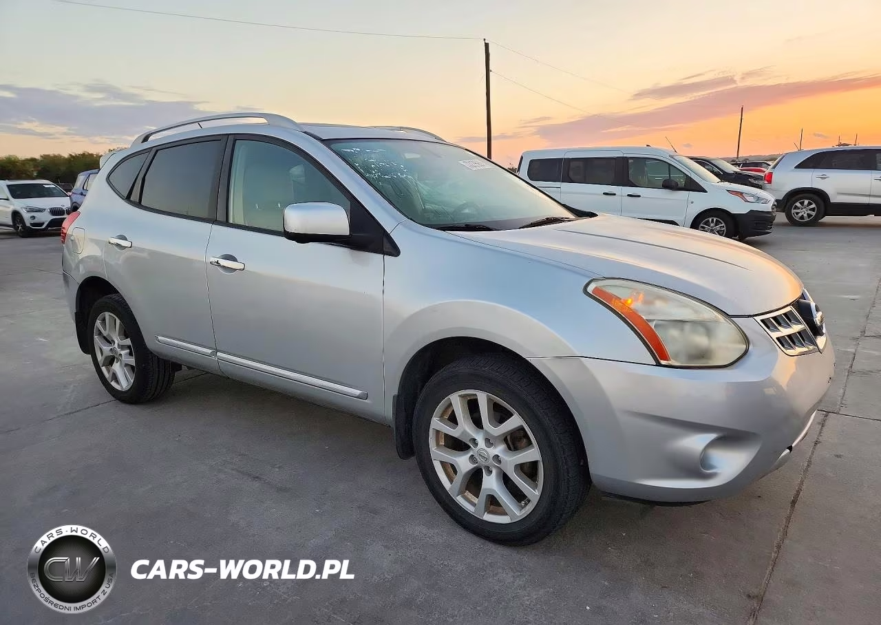 2013 Nissan Rogue S VIN:JN8AS5MT0DW544716 - 4