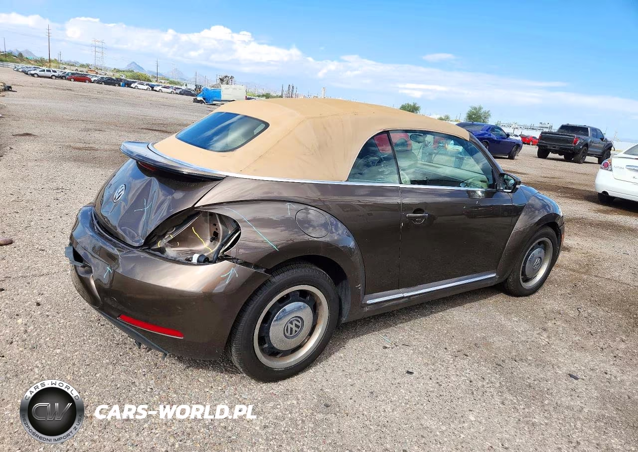 2013 Volkswagen Beetle VIN:3VW5P7AT9DM808821 - 3