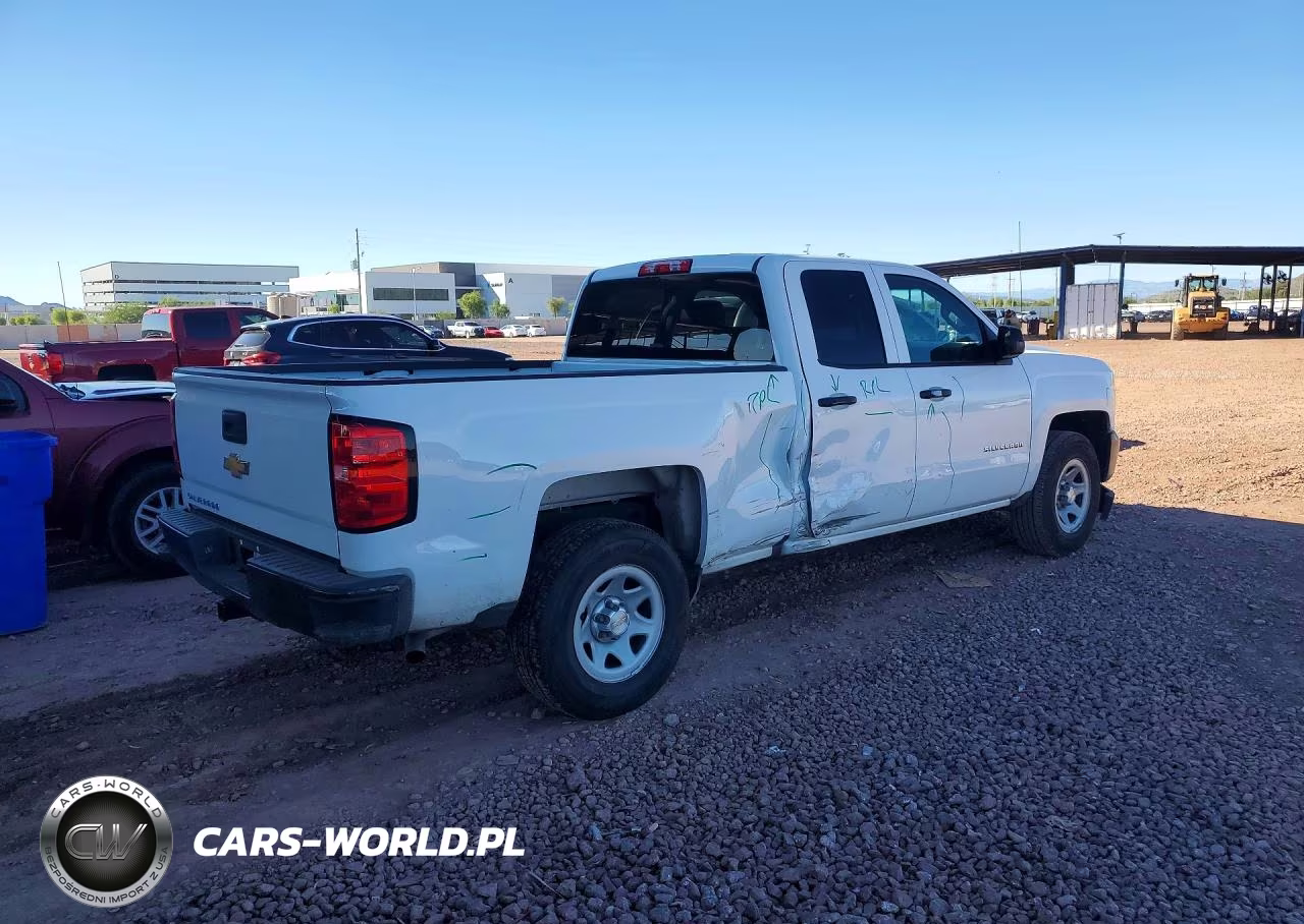 2018 Chevrolet Silverado C1500 VIN:1GCRCNEH5JZ197903 - 3