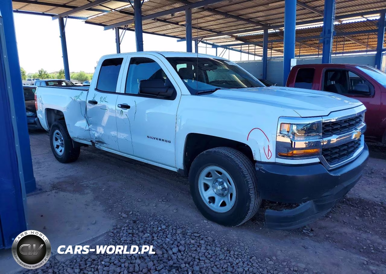 2018 Chevrolet Silverado C1500 VIN:1GCRCNEH5JZ197903 - 4