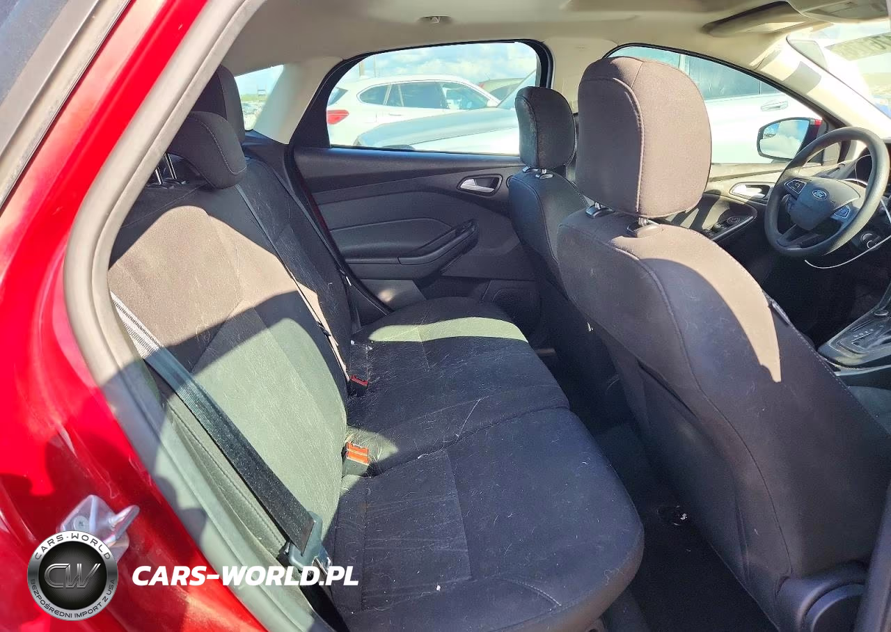 2017 Ford Focus Sel VIN:1FADP3M27HL341387 - 10