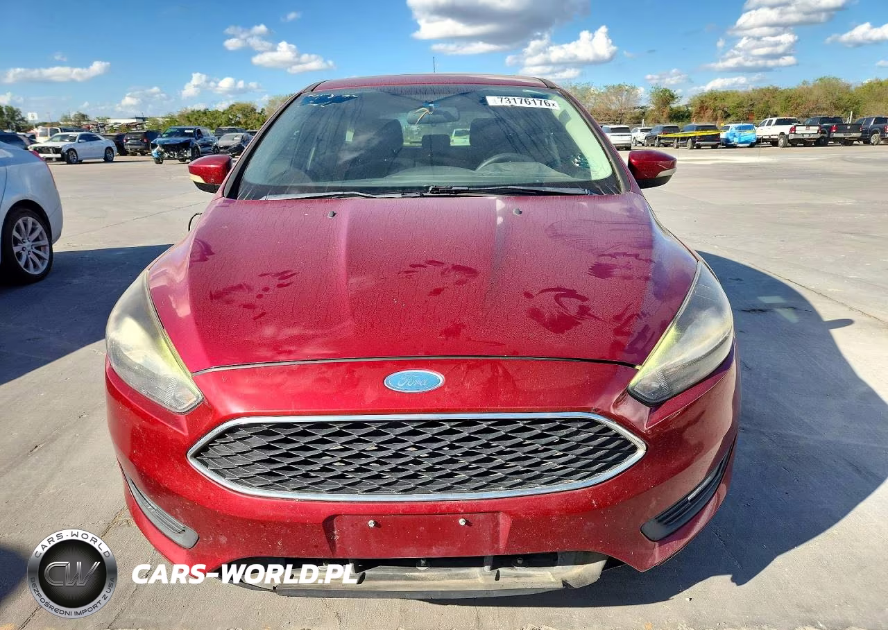 2017 Ford Focus Sel VIN:1FADP3M27HL341387 - 5