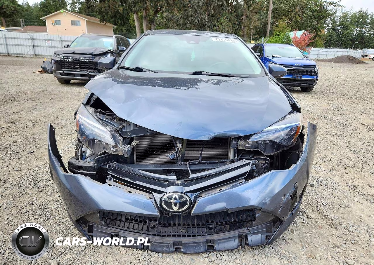 2017 Toyota Corolla Le VIN:2T1BURHEXHC866730 - 5