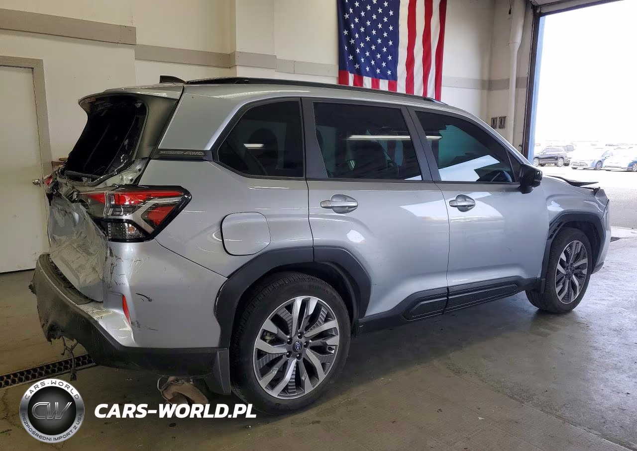 2025 Subaru Forester Touring VIN:JF2SLDTC3SH442516 - 3