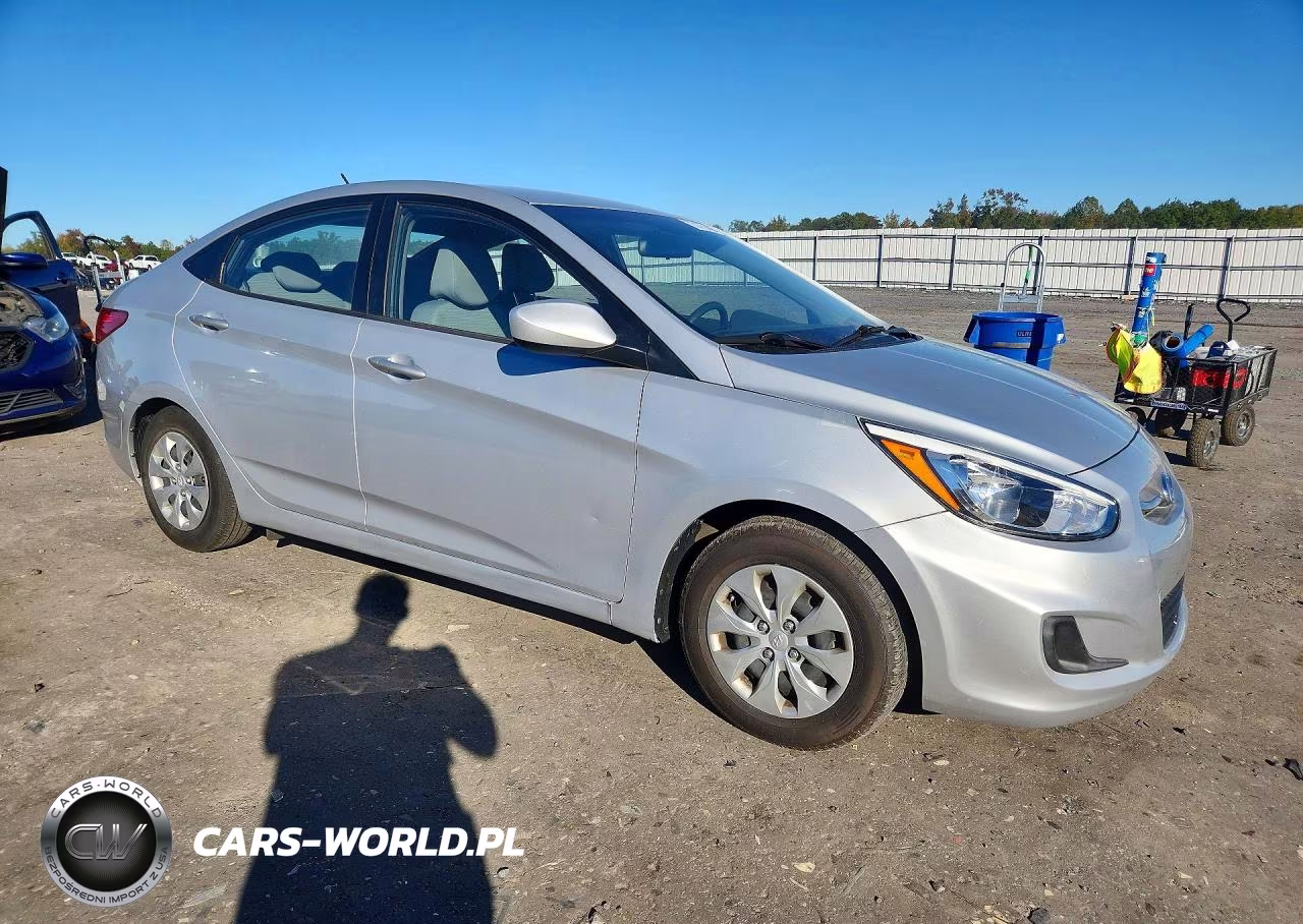 2016 Hyundai Accent Se VIN:KMHCT4AE7GU053640 - 4