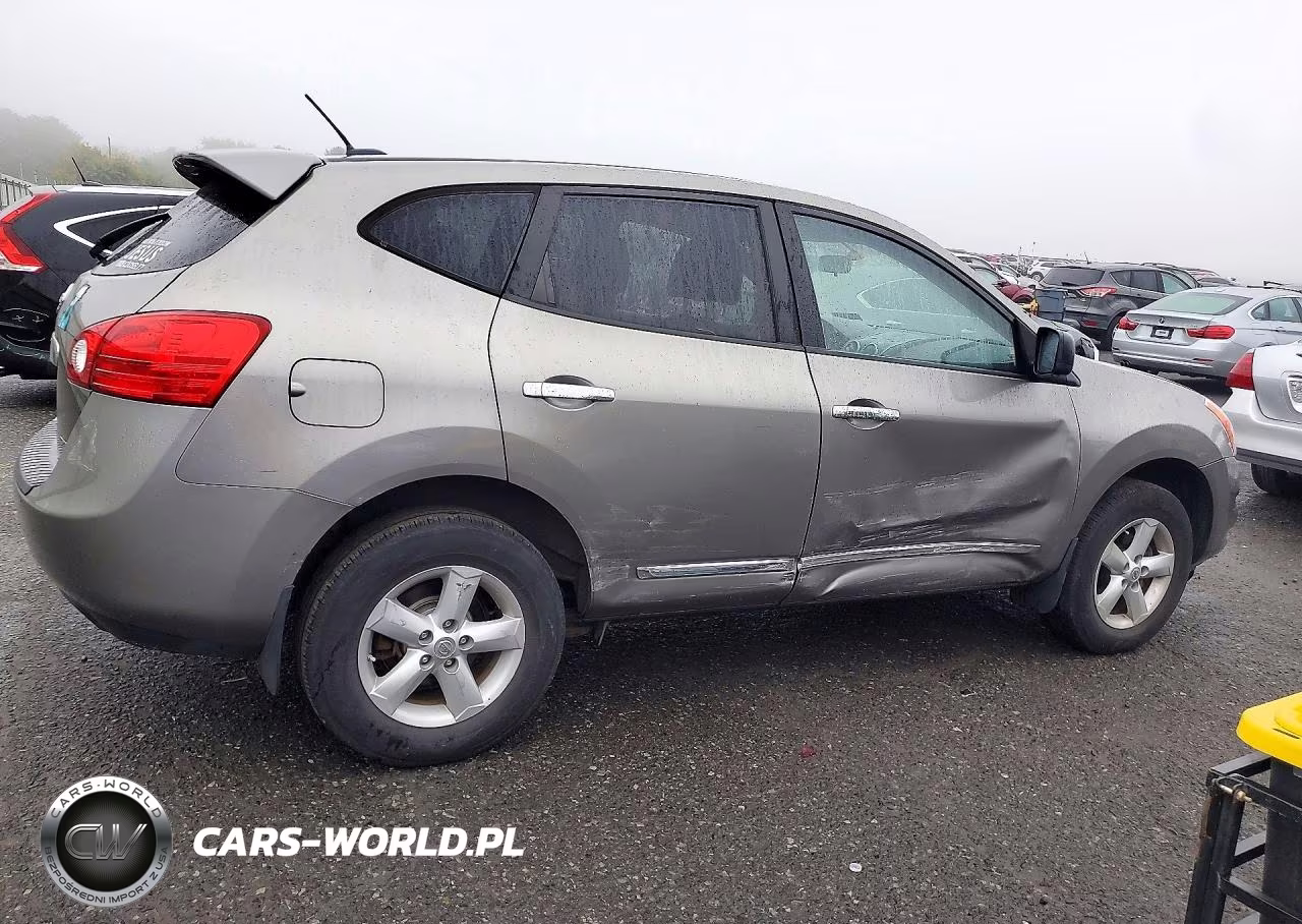2012 Nissan Rogue S VIN:JN8AS5MV5CW717355 - 3