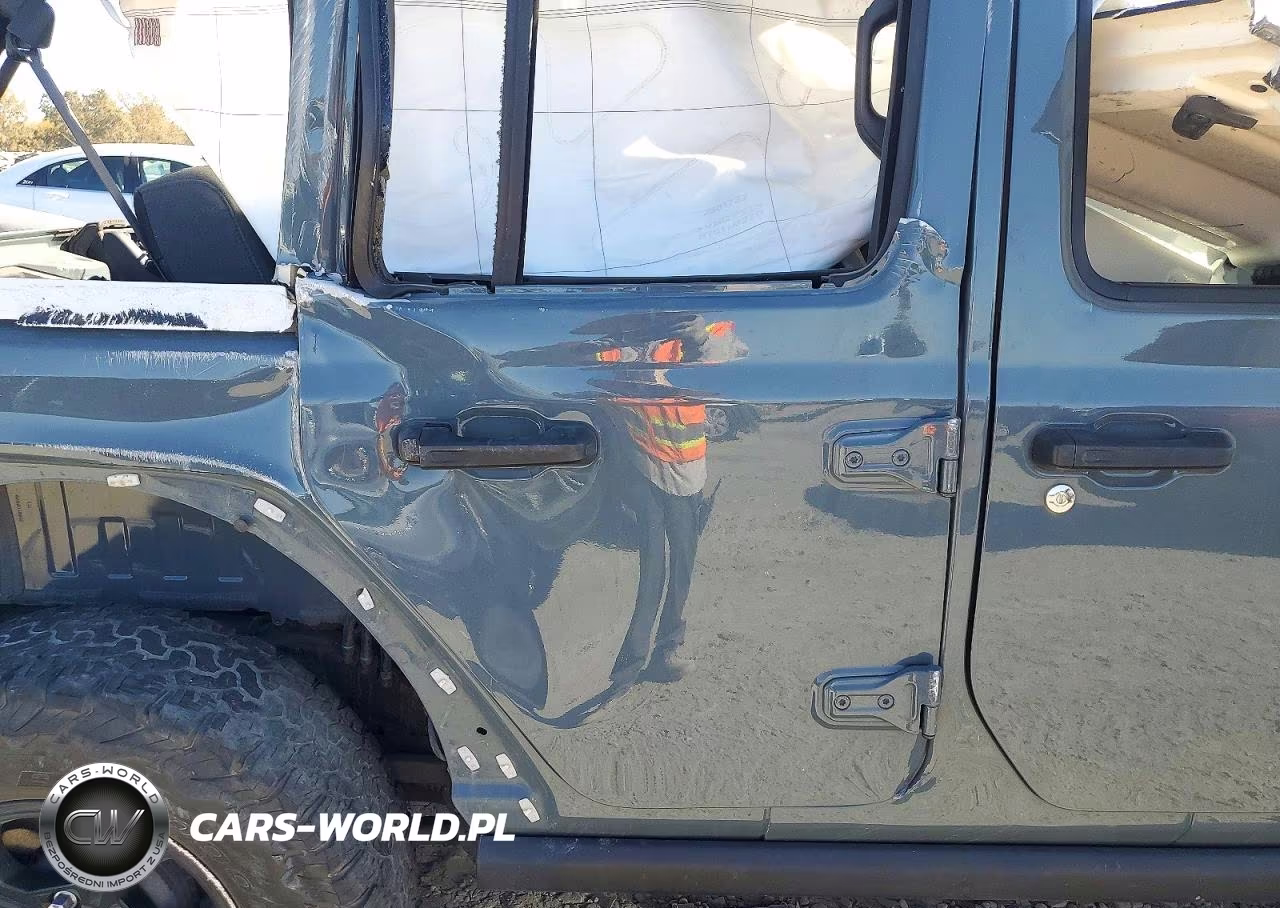 2024 Jeep Wrangler 4Xe VIN:1C4RJXN64RW163237 - 10