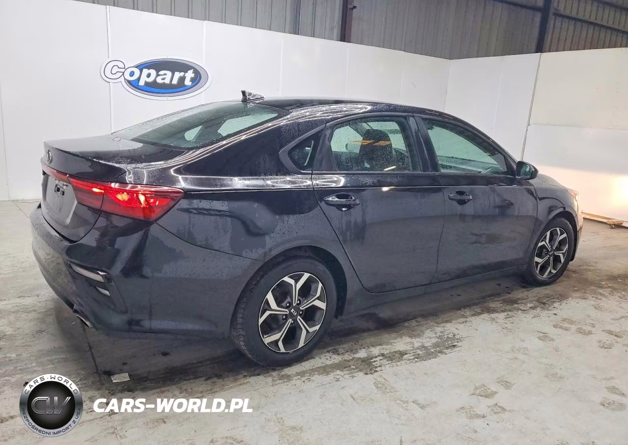 2020 Kia Forte Lxs VIN:3KPF24AD1LE163457 - 3