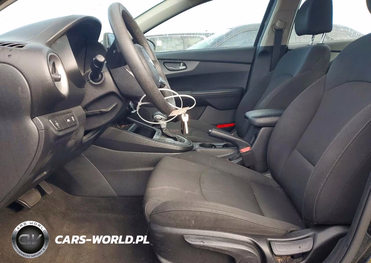 2020 Kia Forte Lxs VIN:3KPF24AD1LE163457 - 7