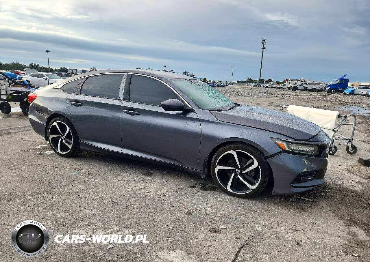 2018 Honda Accord Sport VIN:1HGCV1F31JA259339 - 4