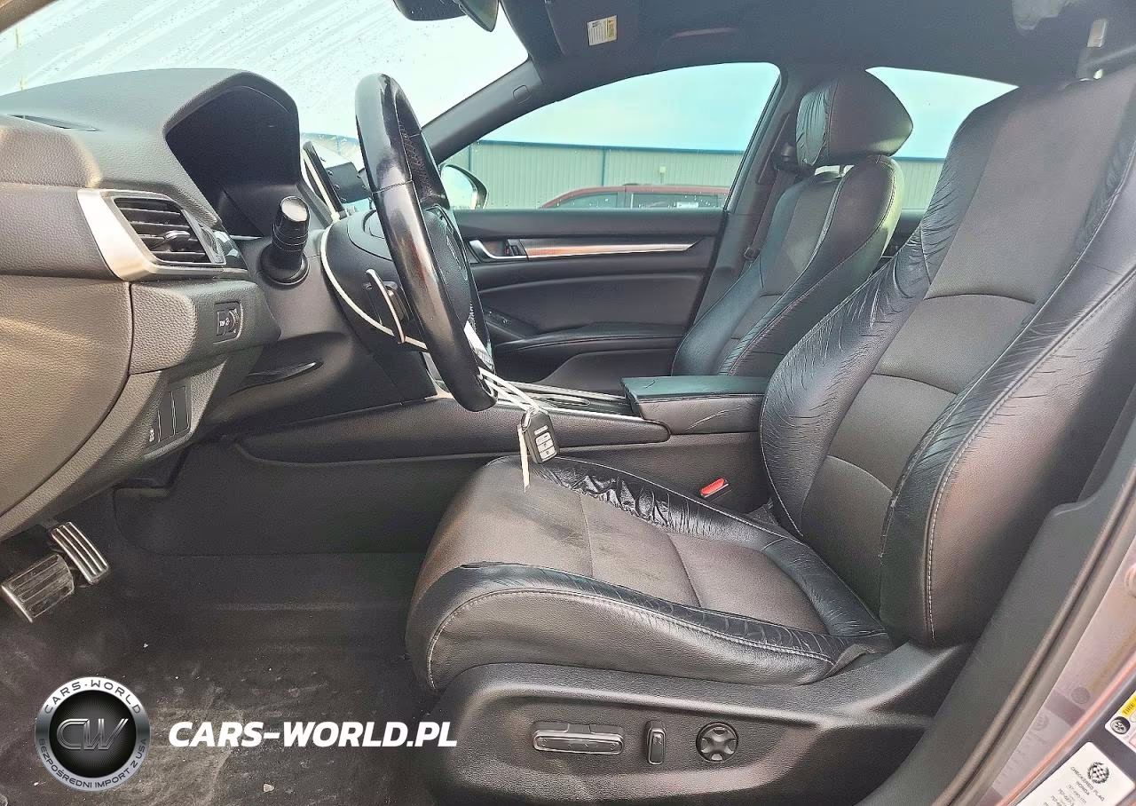 2018 Honda Accord Sport VIN:1HGCV1F31JA259339 - 7