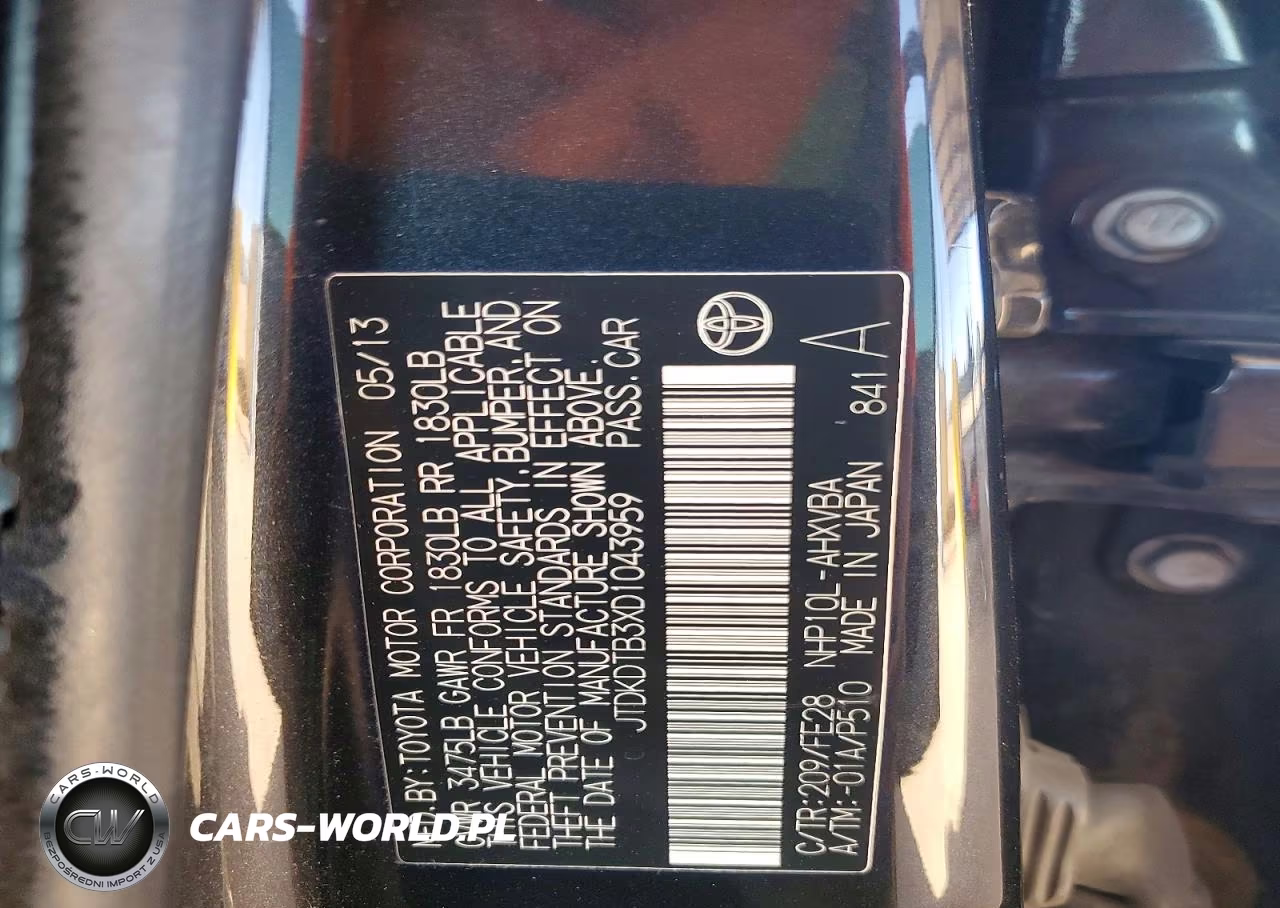 2013 Toyota Prius C One VIN:JTDKDTB3XD1043959 - 12