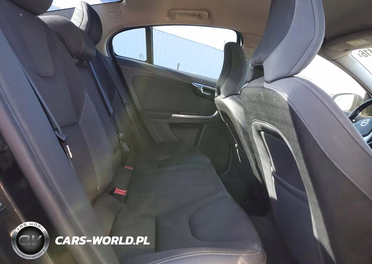 2015 Volvo S60 VIN:YV1612TA3F1313631 - 10