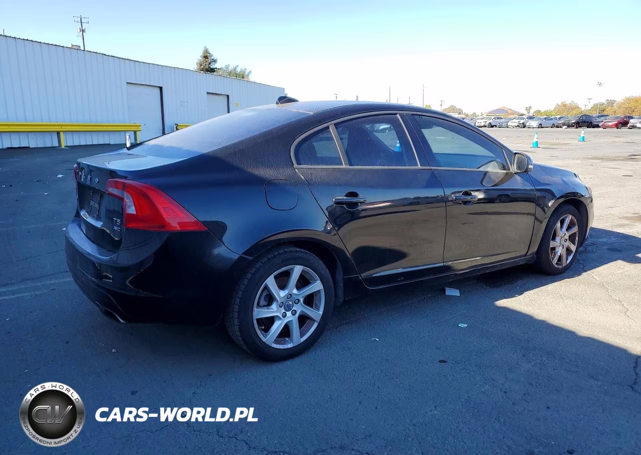 2015 Volvo S60 VIN:YV1612TA3F1313631 - 3