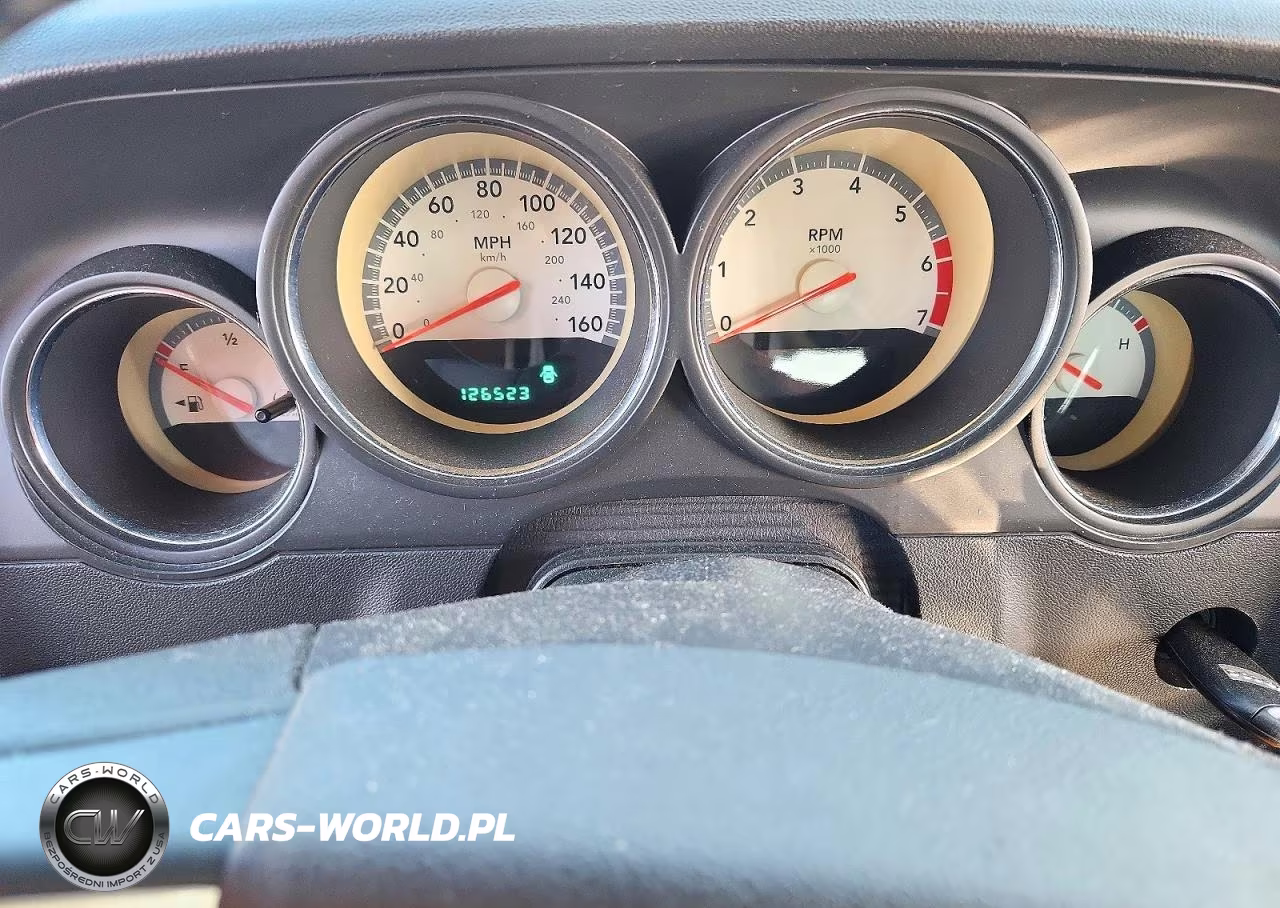 2009 Dodge Challenger R-T VIN:2B3LJ54T69H542967 - 9