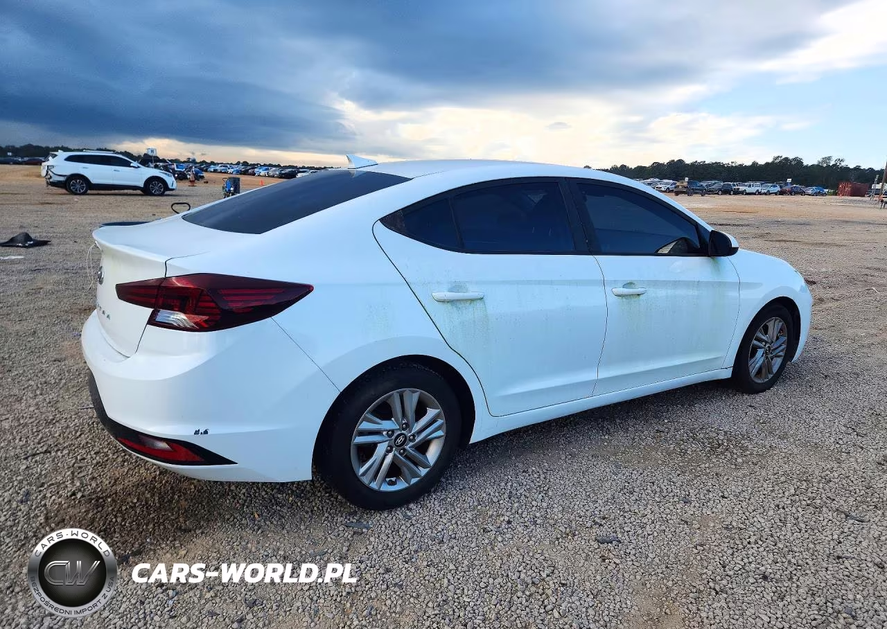 2020 Hyundai Elantra Sel VIN:5NPD84LFXLH527181 - 3