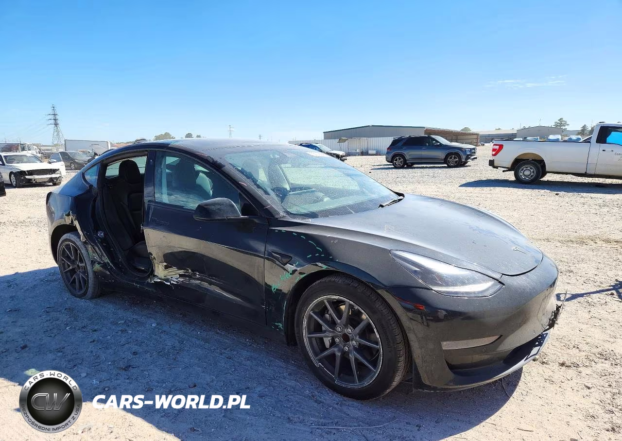 2022 Tesla Model 3 VIN:5YJ3E1EAXNF286647 - 4