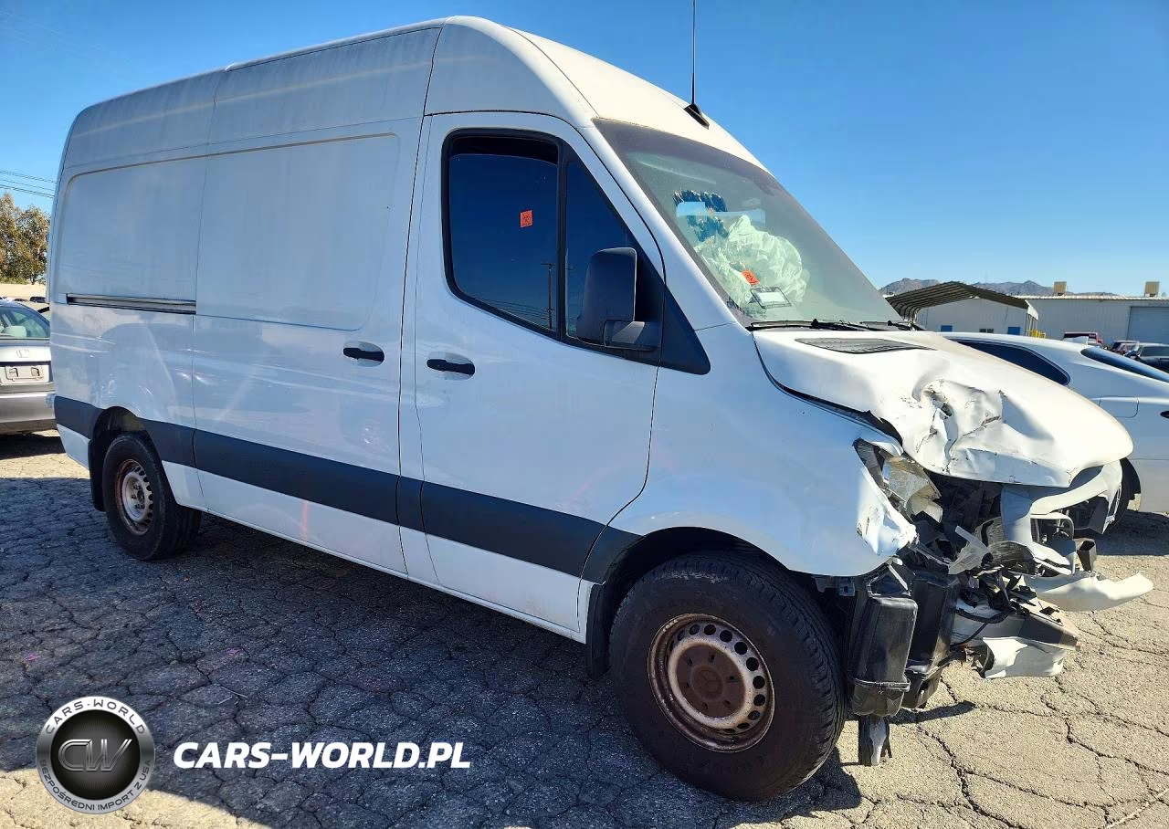 2023 Mercedes-Benz Sprinter 2500 VIN:W1Y4NBHY1PT141933 - 4