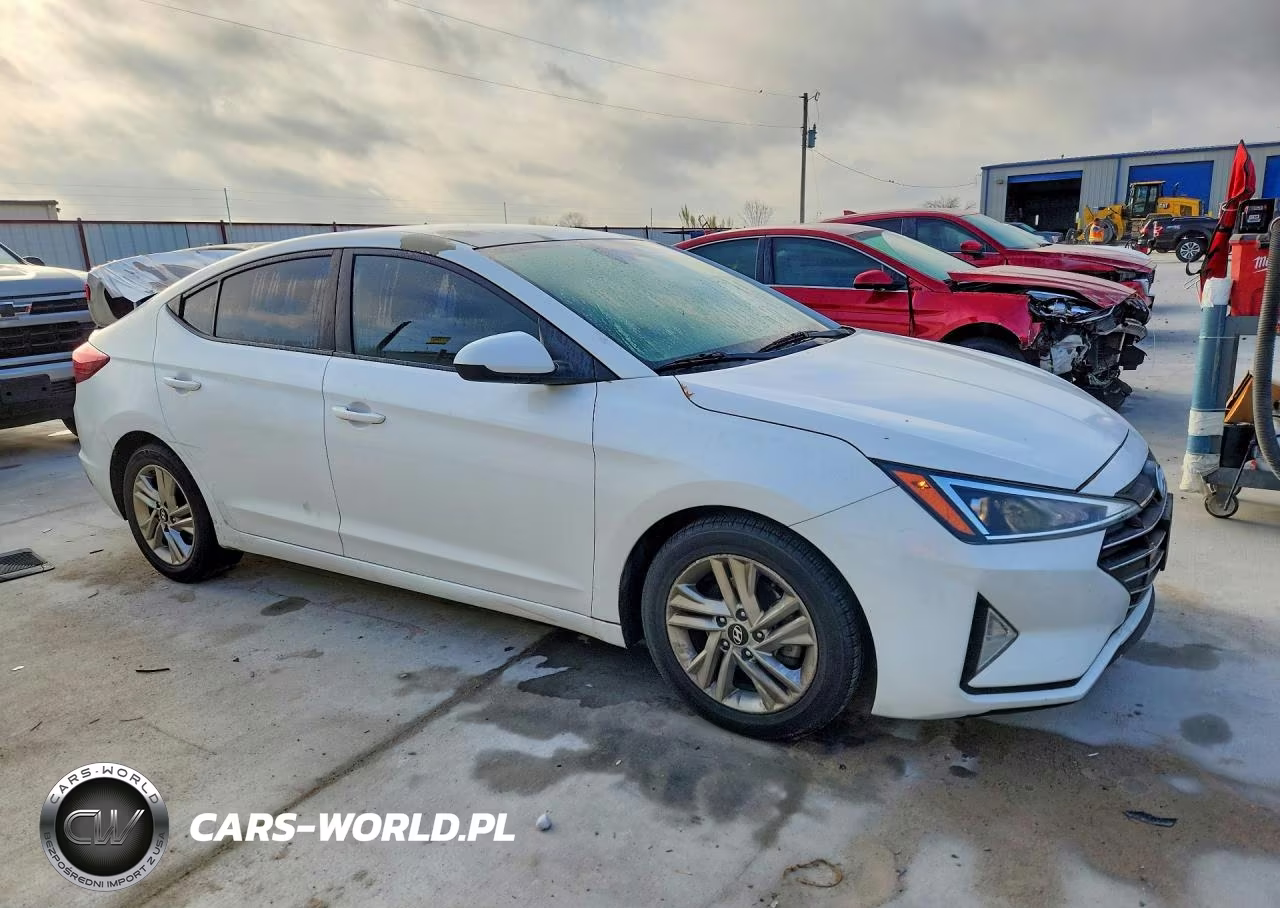 2019 Hyundai Elantra Se VIN:5NPD84LFXKH434823 - 4