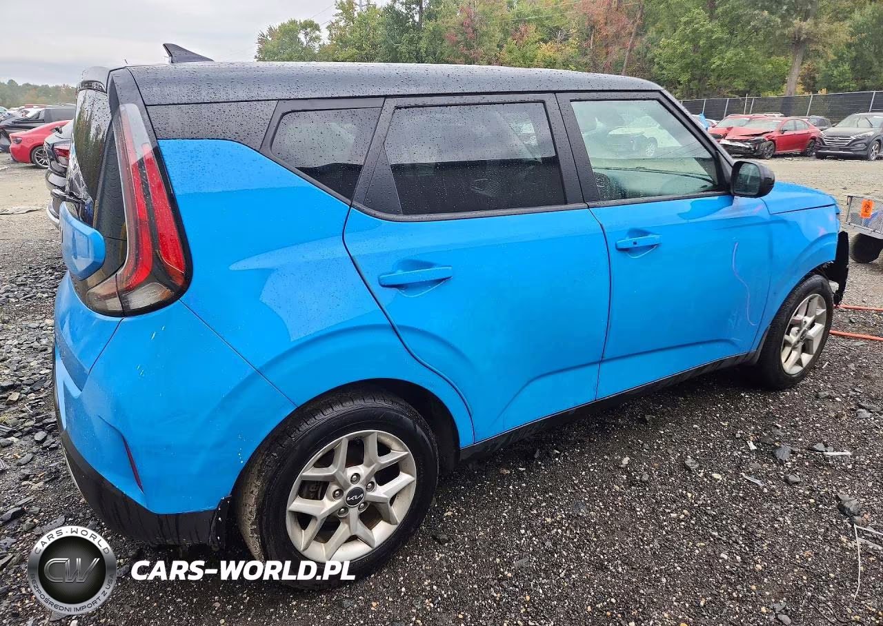 2023 Kia Soul S VIN:KNDJ23AU7P7203860 - 3