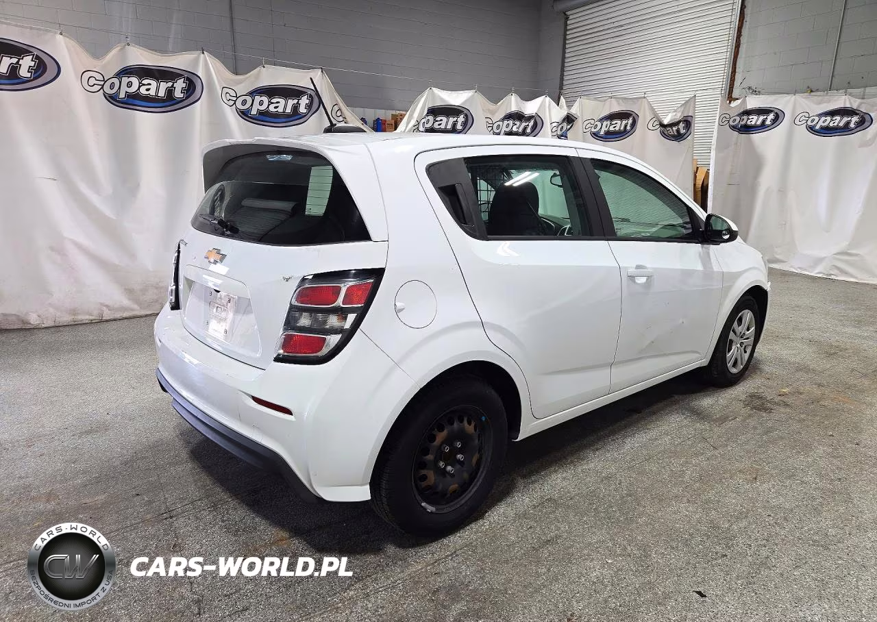 2020 Chevrolet Sonic VIN:1G1JG6SB9L4135551 - 3