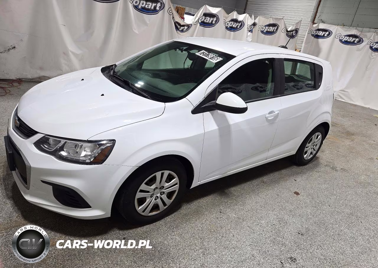 2020 Chevrolet Sonic VIN:1G1JG6SB0L4139620 - 1