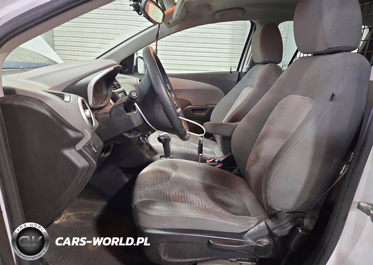 2020 Chevrolet Sonic VIN:1G1JG6SB0L4139620 - 7