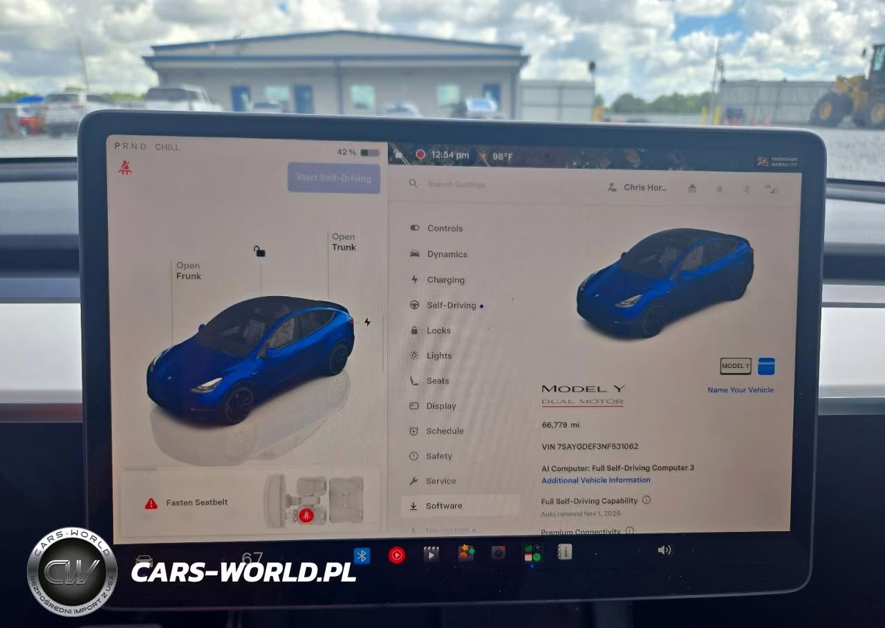 2022 Tesla Model Y VIN:7SAYGDEF3NF531062 - 9