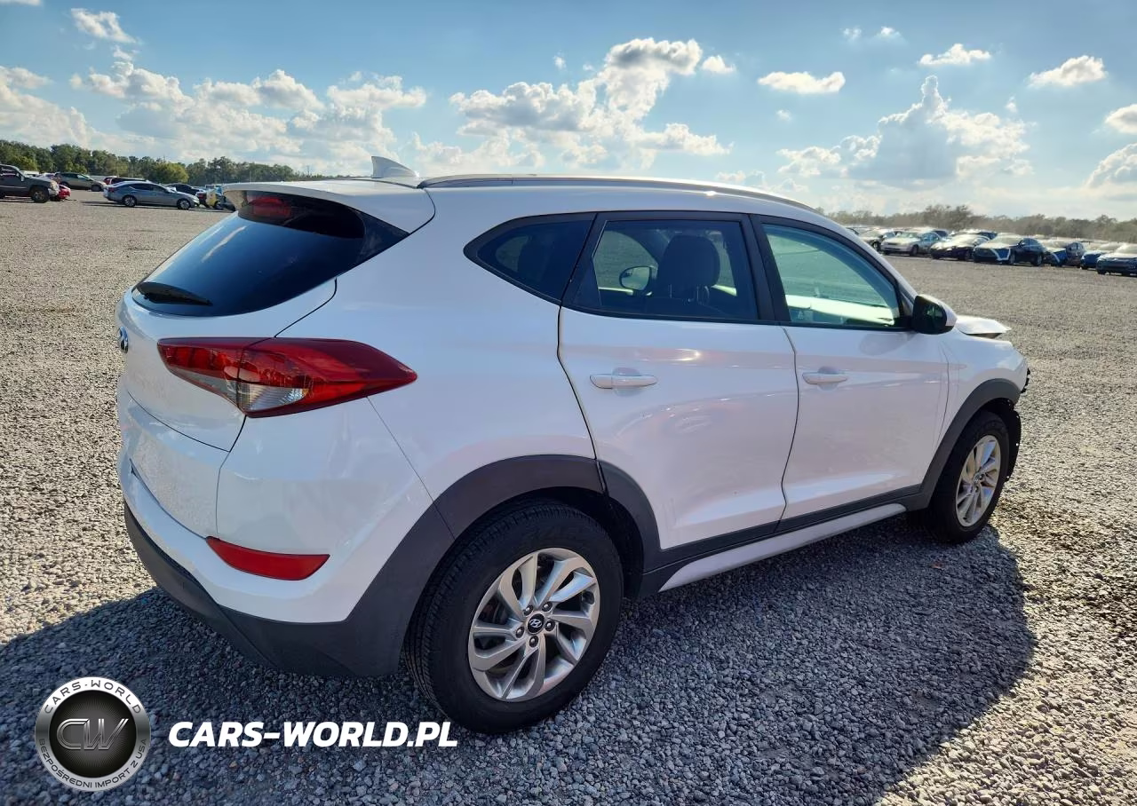2018 Hyundai Tucson Sel VIN:KM8J33A4XJU655495 - 3