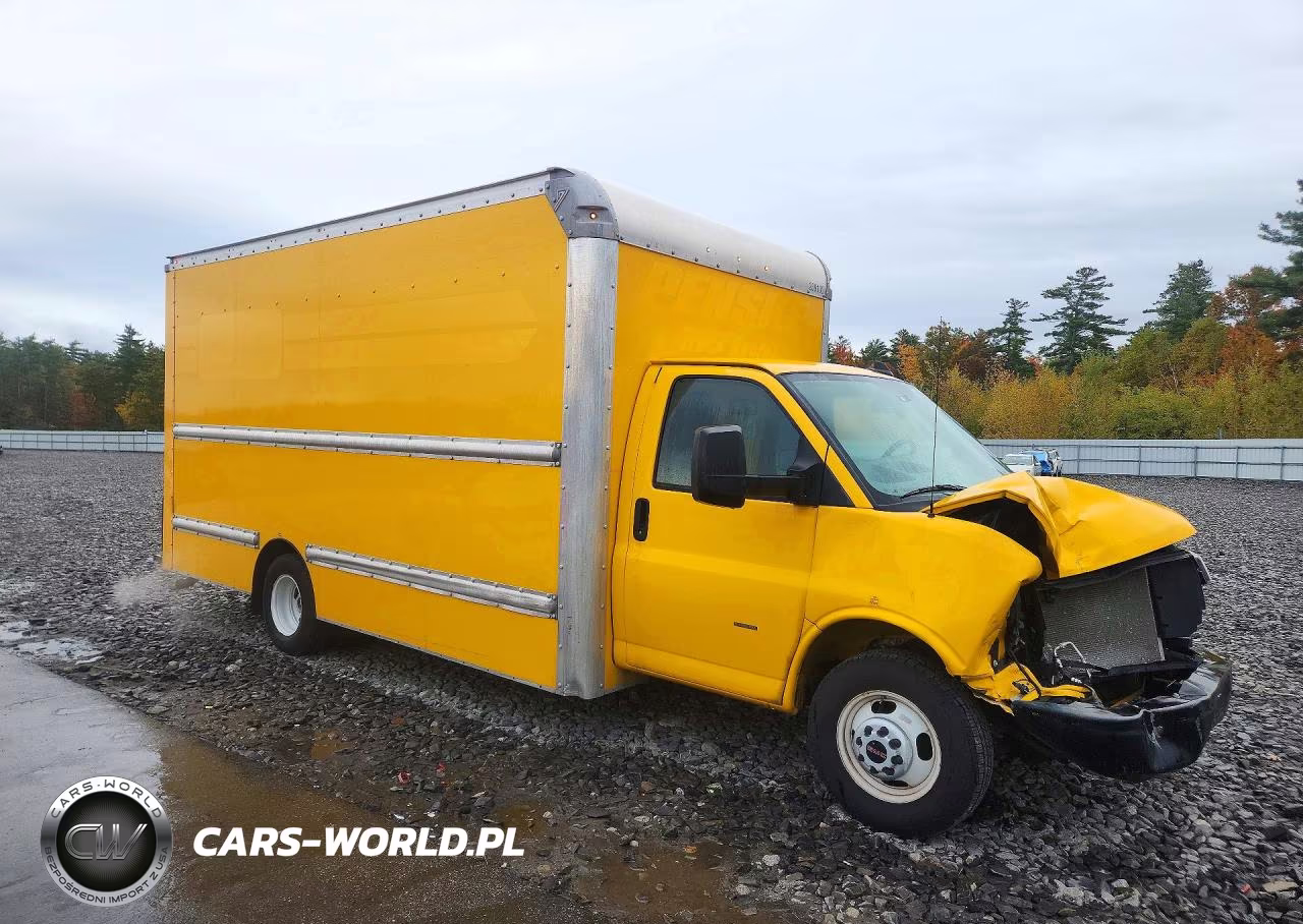 2022 GMC Savana Box Truck VIN:7GZ37TC79NN010638 - 4